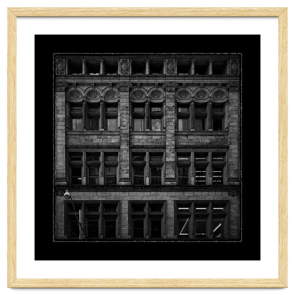 No 11 Adelaide St W 1 with Border