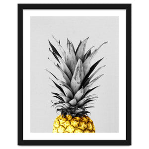 Golden pineapple by Vitor Costa