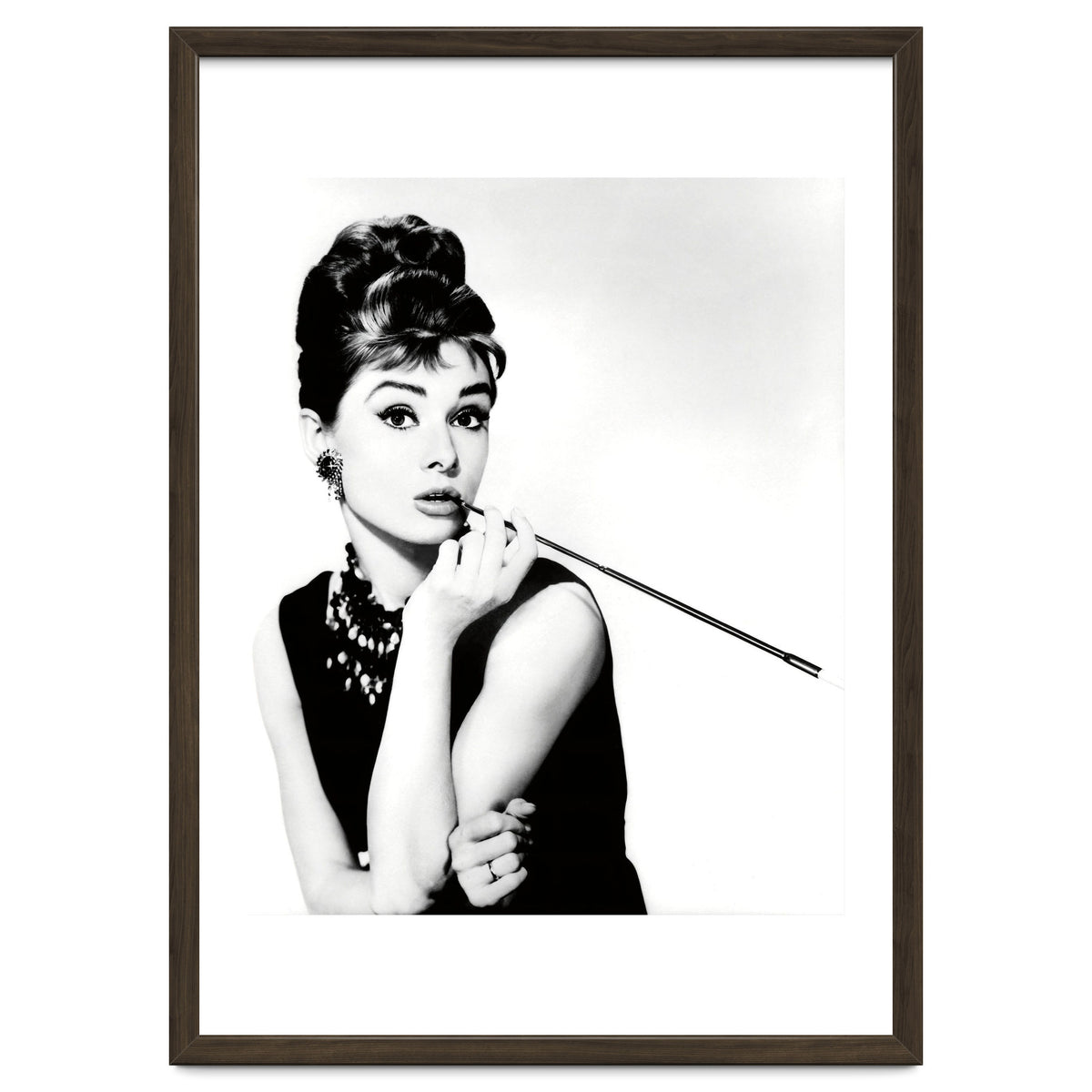 AUDREY HEPBURN in BREAKFAST AT TIFFANY'S (1961), directed by BLAKE EDWARDS.