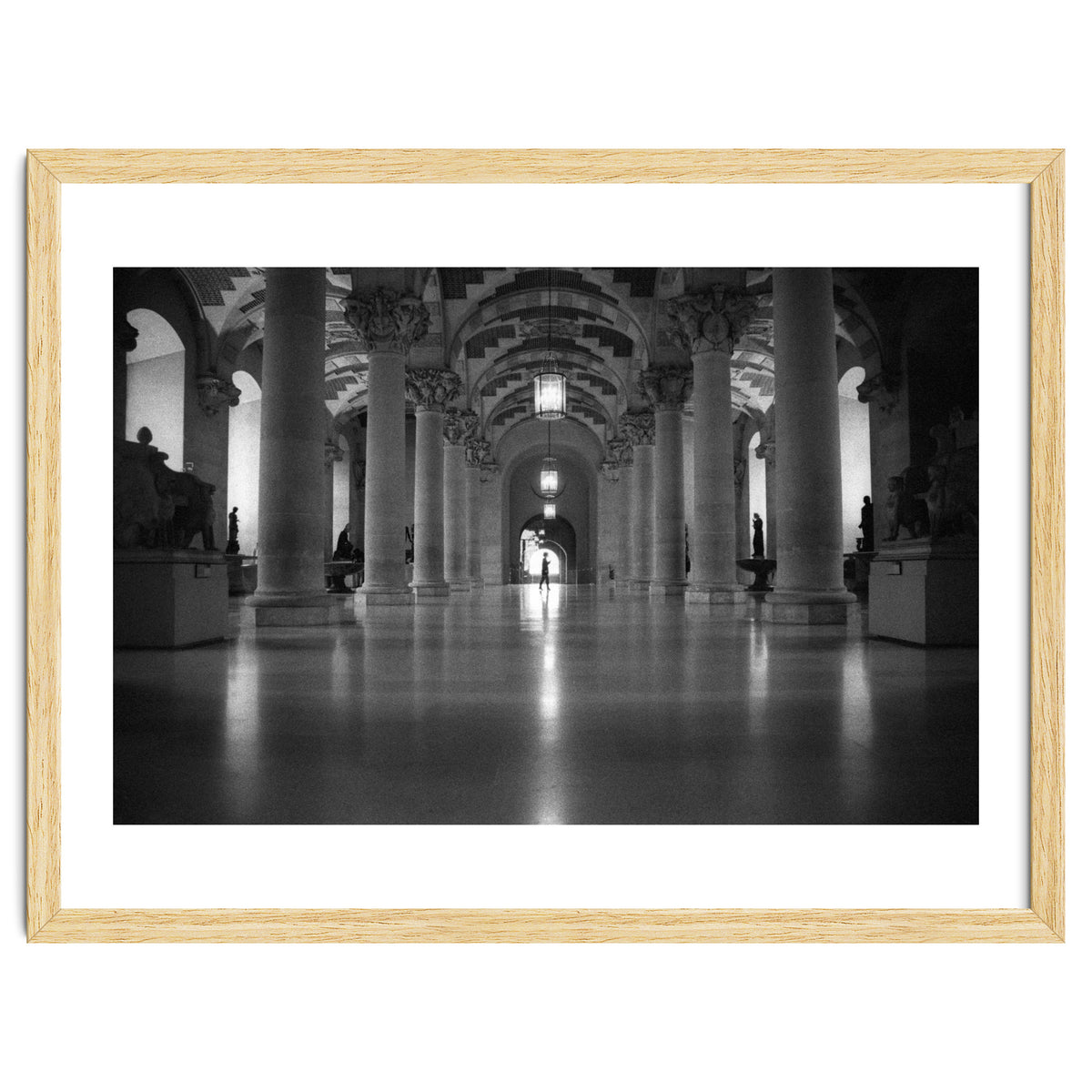 Lost inside the Louvre