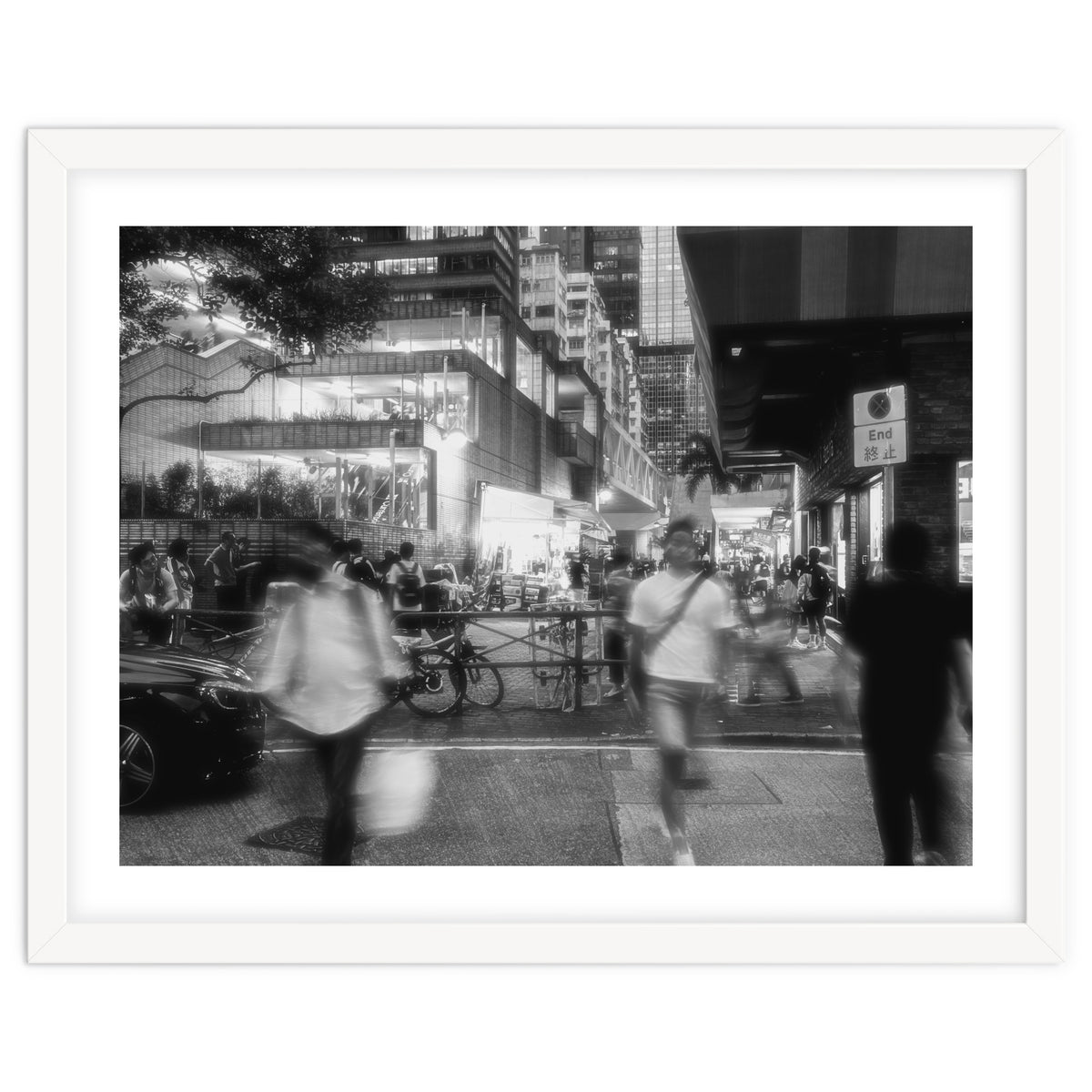Street Photography - Night in Hong Kong