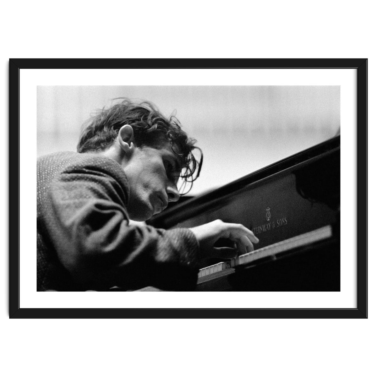 Pianist Glenn Gould with the Berlin  Philharmonic Orchestra under Herbert von Karajan. Berlin,1957.