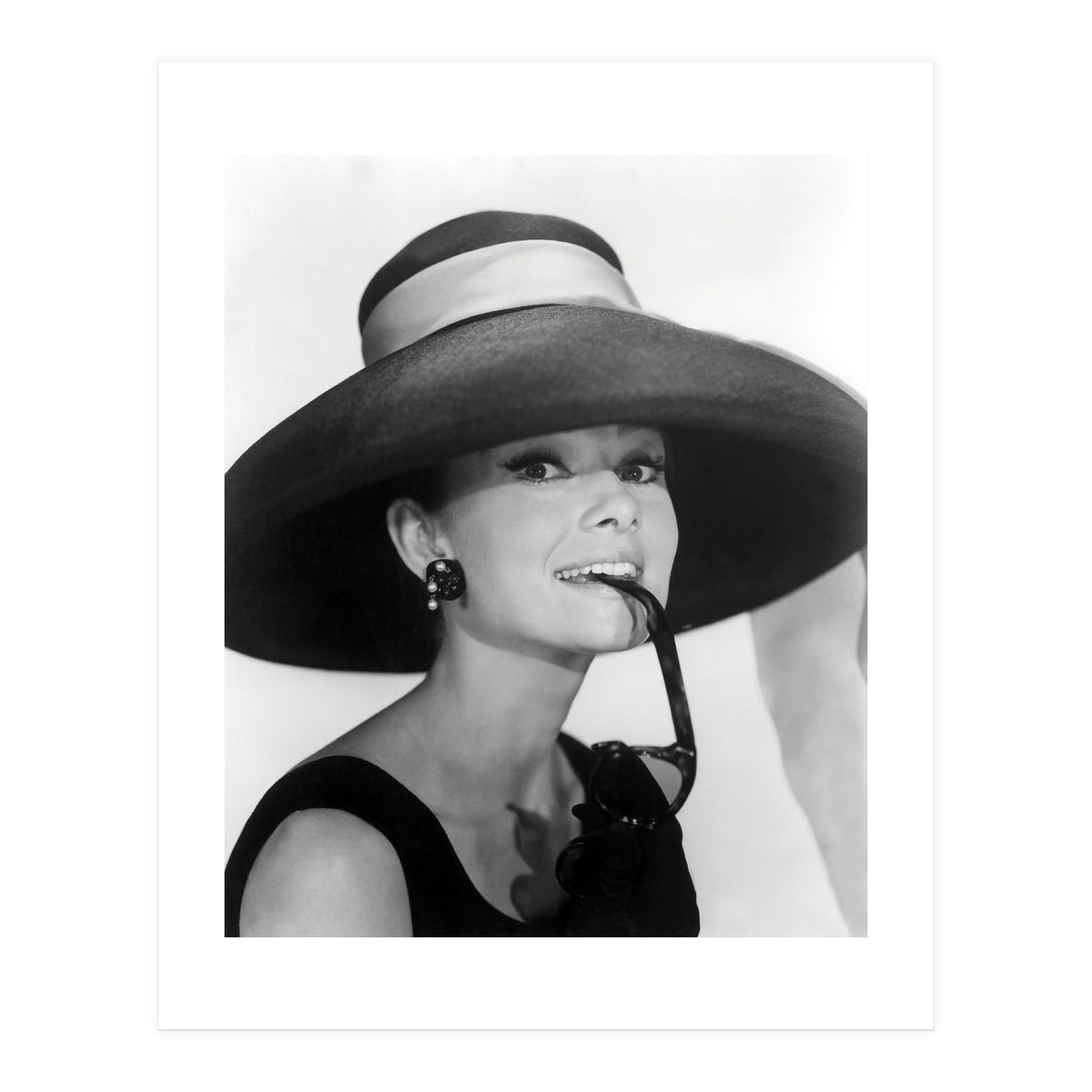 AUDREY HEPBURN in BREAKFAST AT TIFFANY'S (1961), directed by BLAKE EDWARDS. (Print Only)