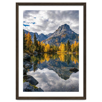 Golden Autumn Reflection: Majestic Mountain Wilderness Landscape