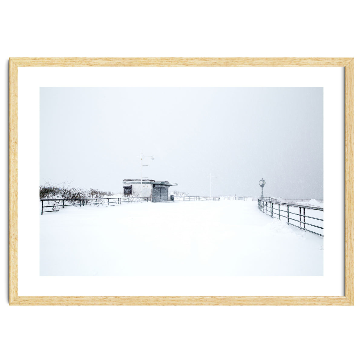 Hut in the winter seascape