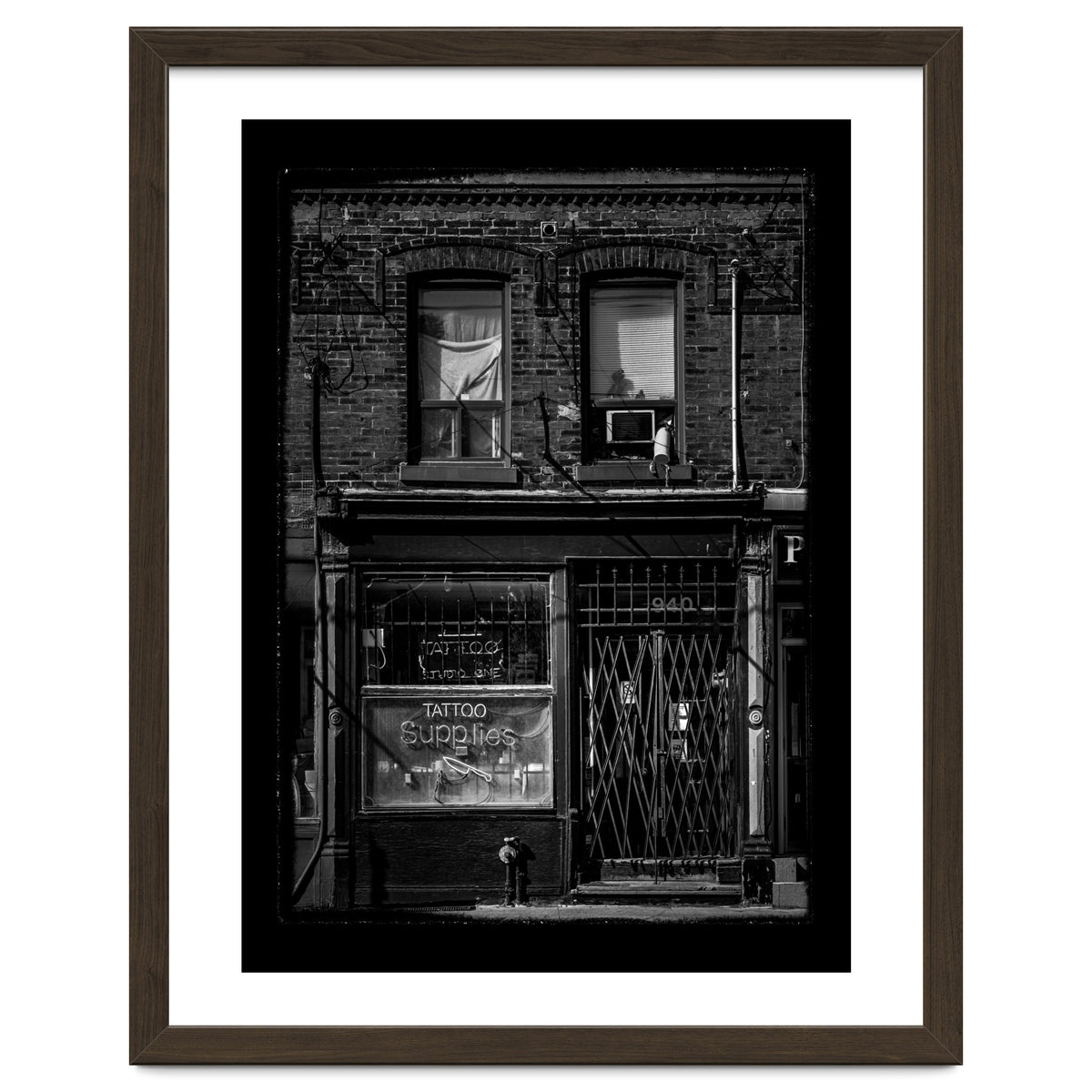 No 940 Queen St E 3 with Border