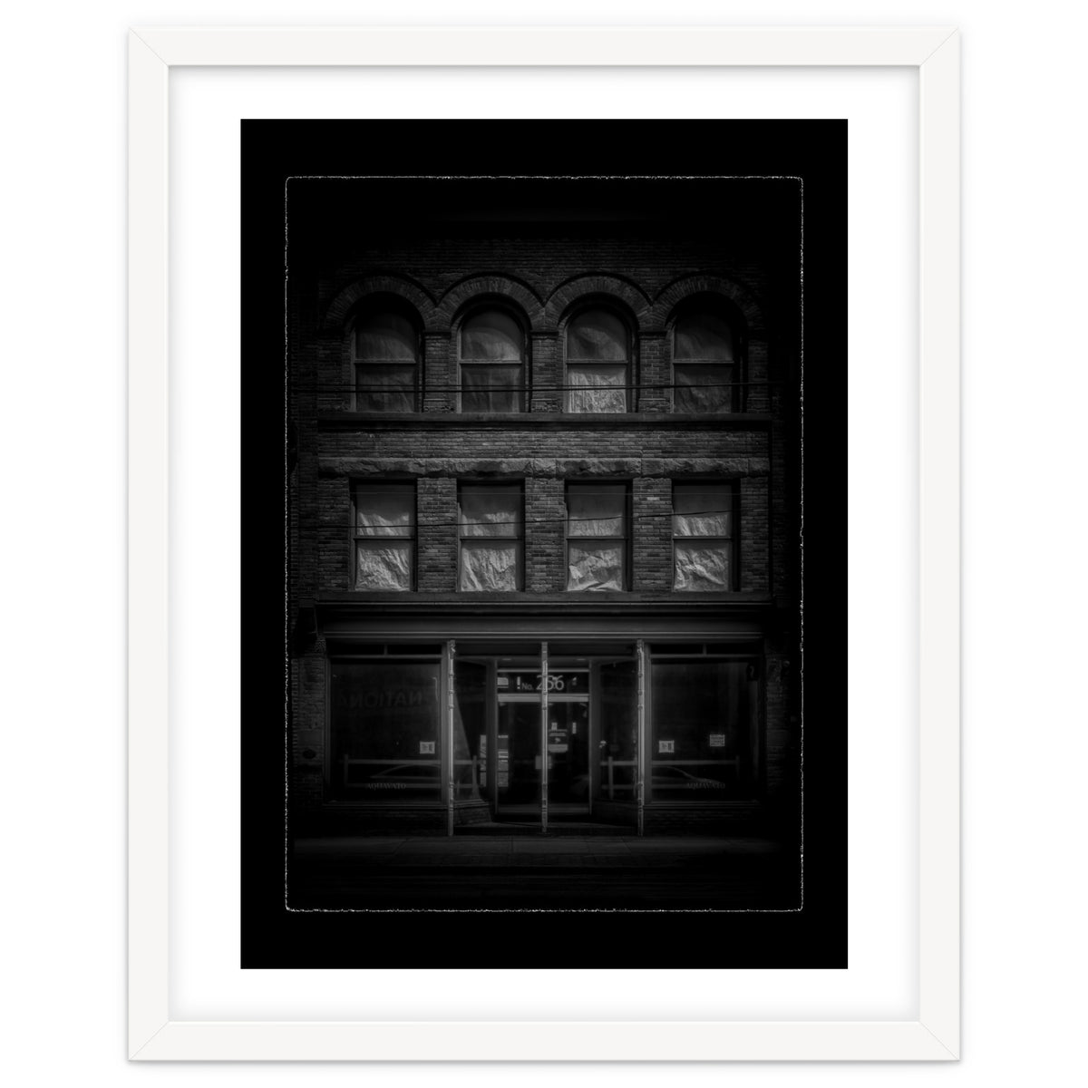 No 256 King St E 1 with Border