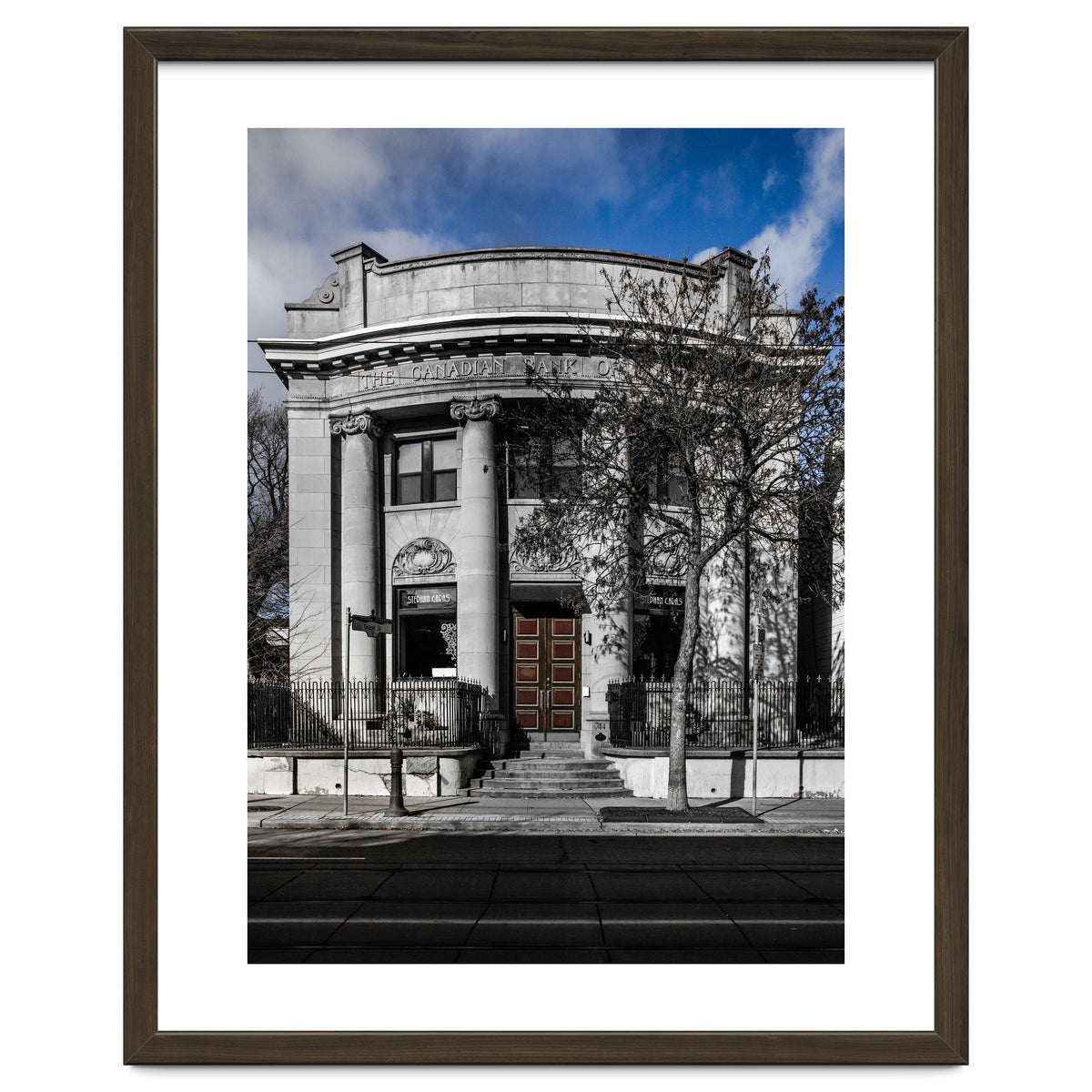 No 744 Queen St E 5 Color Version