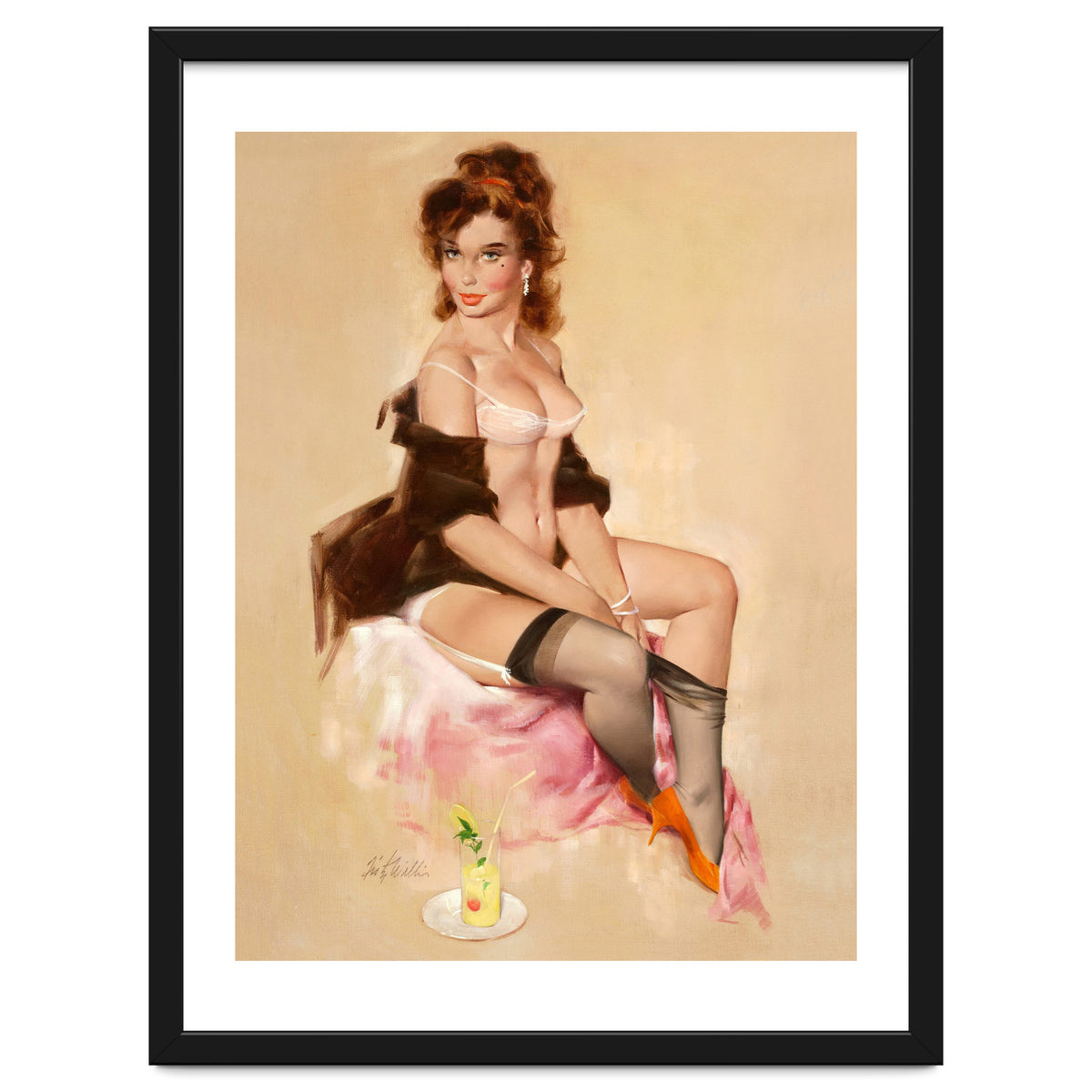 Sexy Pinup Brunette Modelling