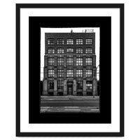 No 736 Dundas St E 1 with Border