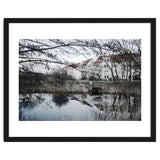 Residential house along the lake thumbnail