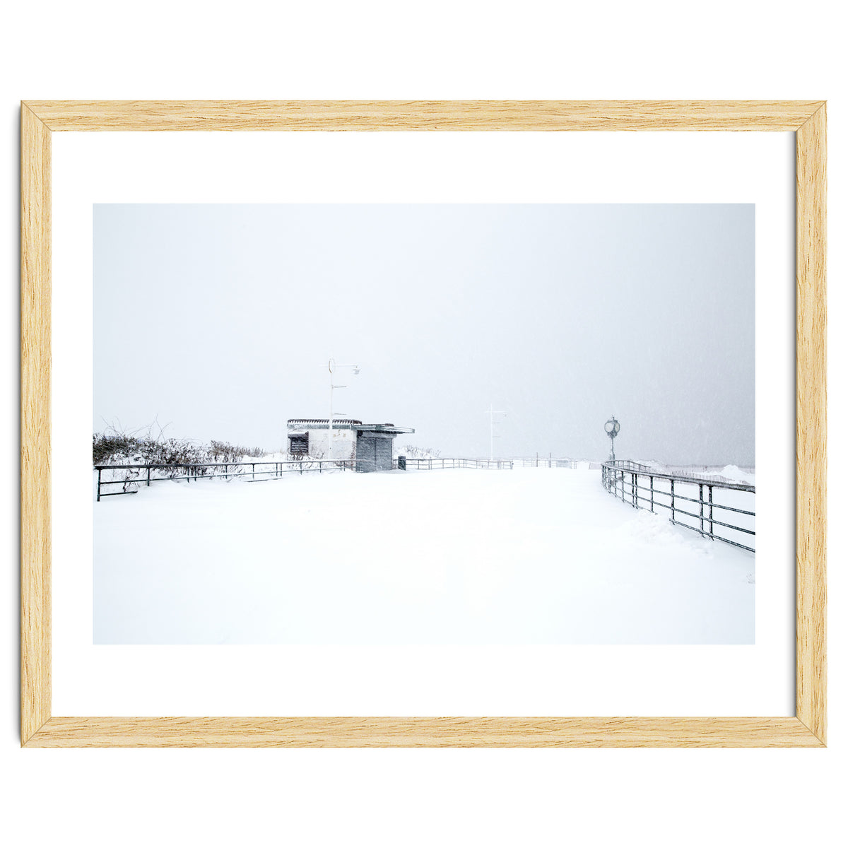Hut in the winter seascape