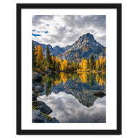 Golden Autumn Reflection: Majestic Mountain Wilderness Landscape