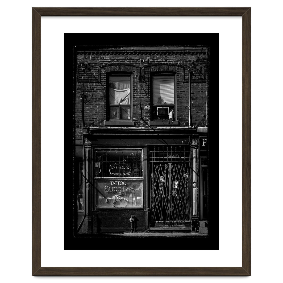 No 940 Queen St E 3 with Border