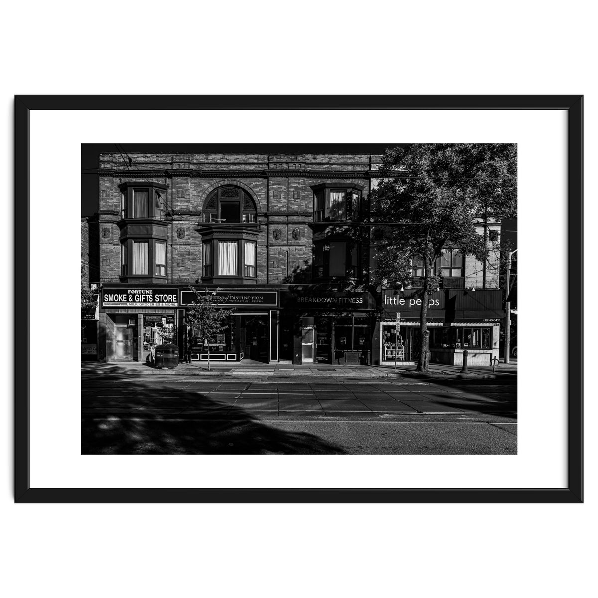 Nos 736 - 742 Queen St E 1