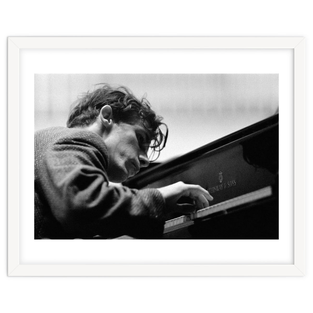 Pianist Glenn Gould with the Berlin  Philharmonic Orchestra under Herbert von Karajan. Berlin,1957.