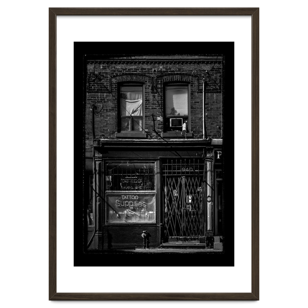 No 940 Queen St E 3 with Border