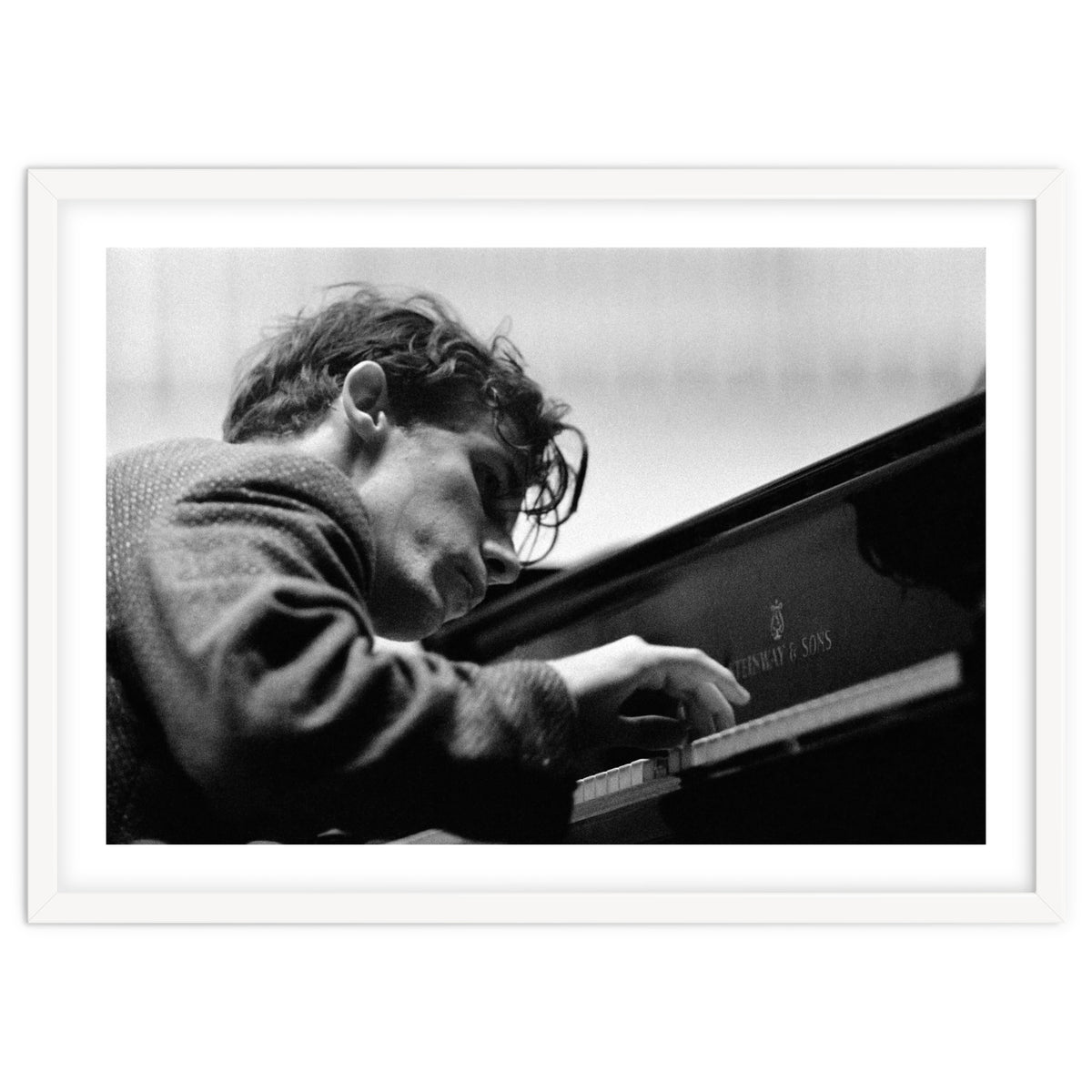 Pianist Glenn Gould with the Berlin  Philharmonic Orchestra under Herbert von Karajan. Berlin,1957.