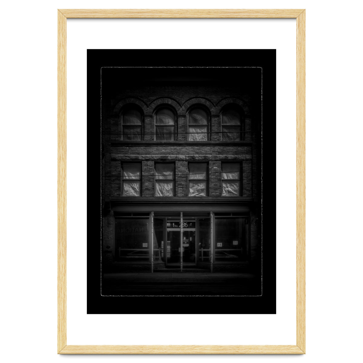 No 256 King St E 1 with Border