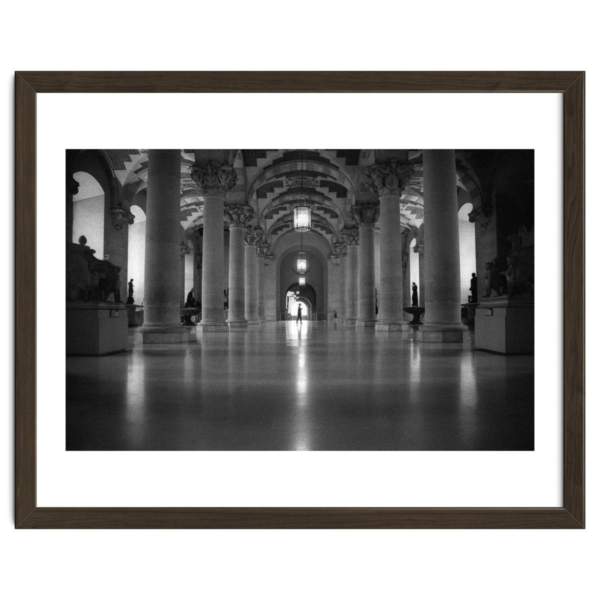 Lost inside the Louvre