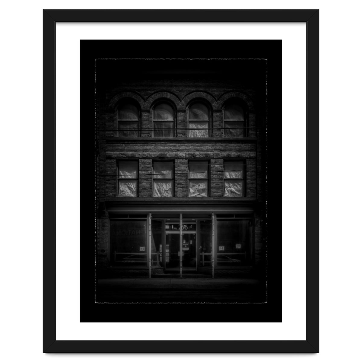 No 256 King St E 1 with Border