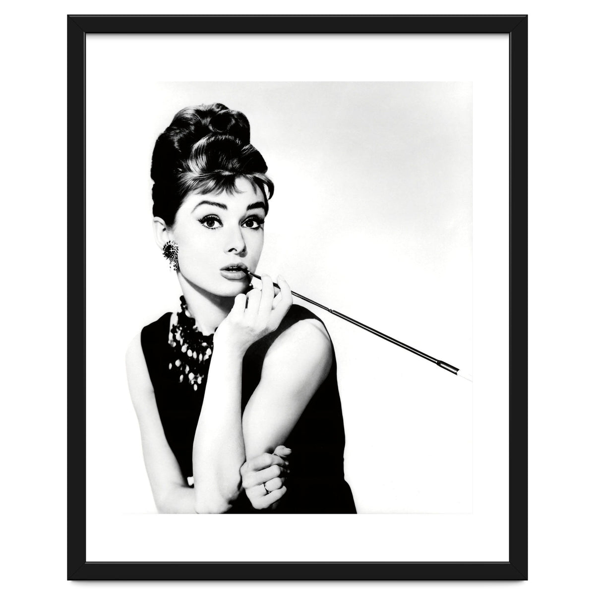 AUDREY HEPBURN in BREAKFAST AT TIFFANY'S (1961), directed by BLAKE EDWARDS.