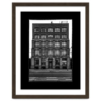 No 736 Dundas St E 1 with Border
