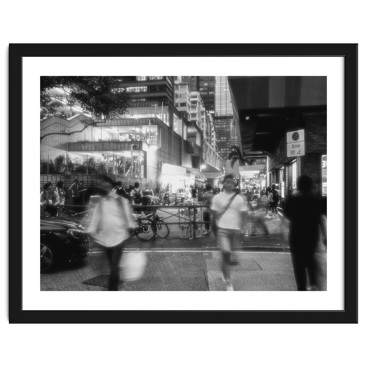 Street Photography - Night in Hong Kong