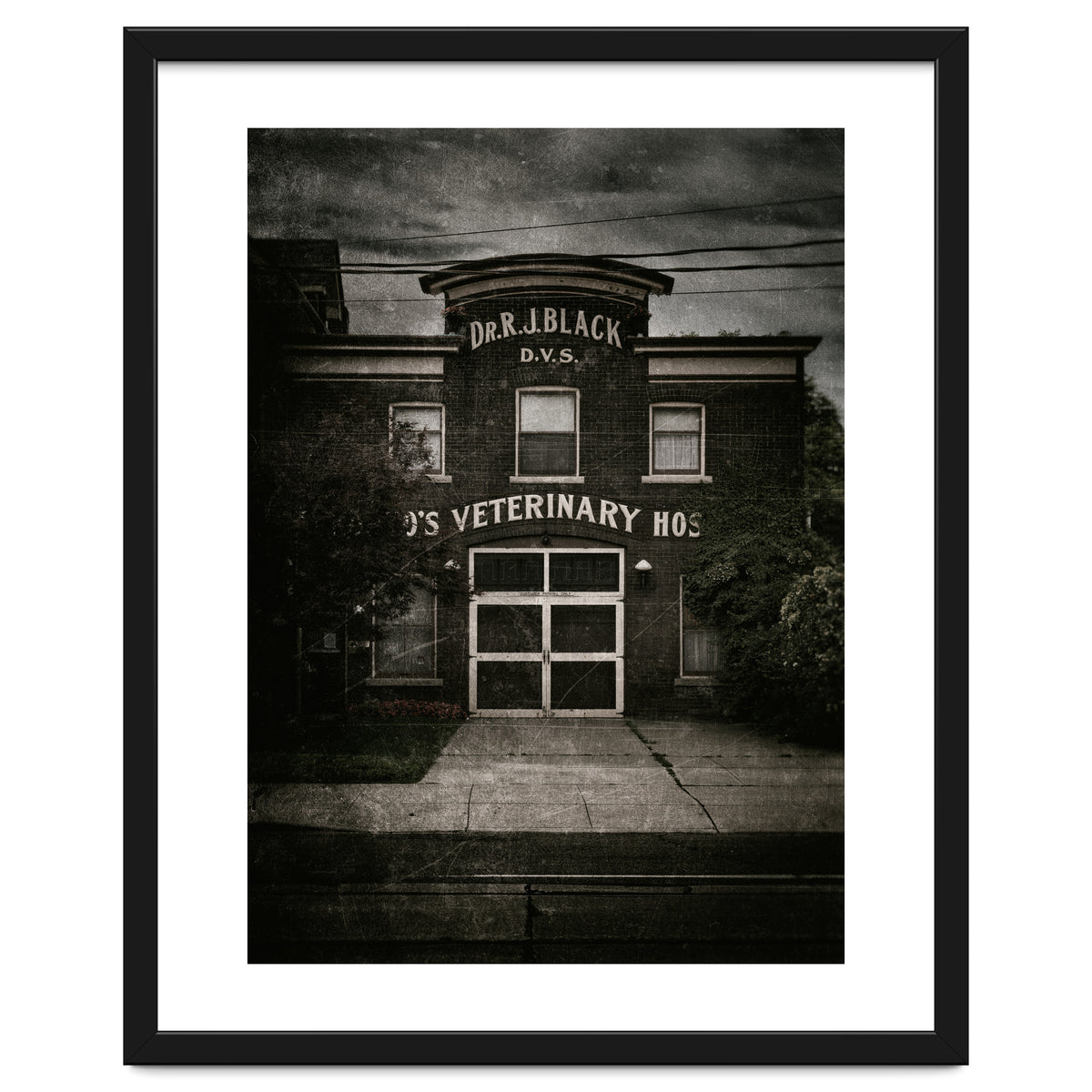 No 923 Queen St E 1 Old Film Version