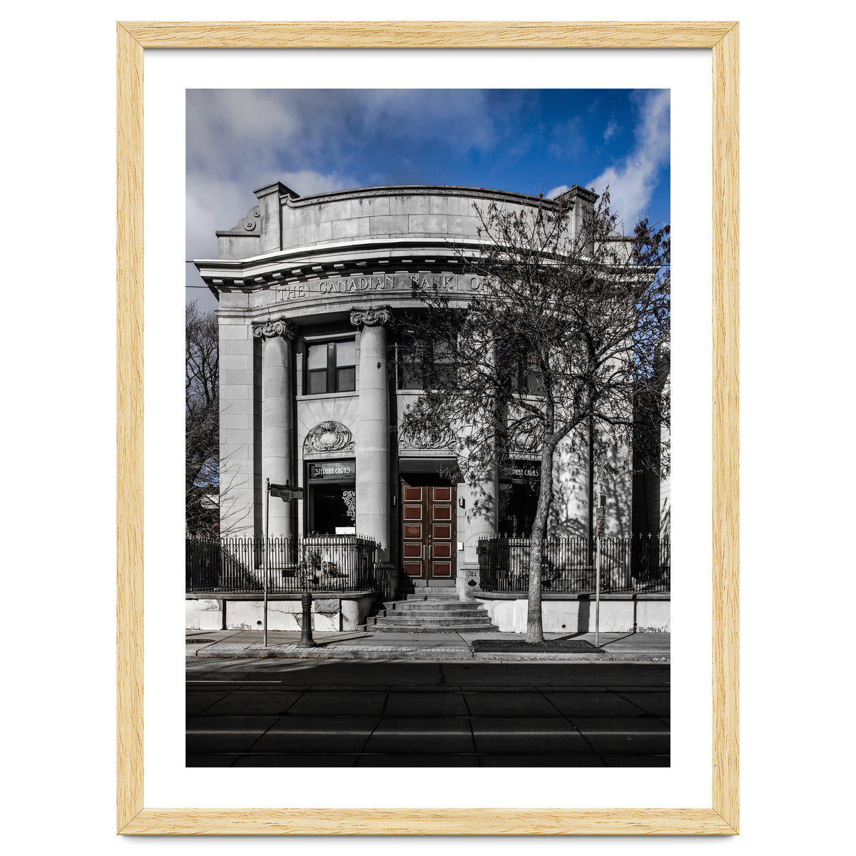 No 744 Queen St E 5 Color Version