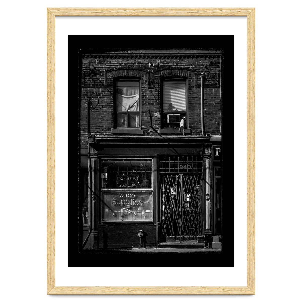 No 940 Queen St E 3 with Border