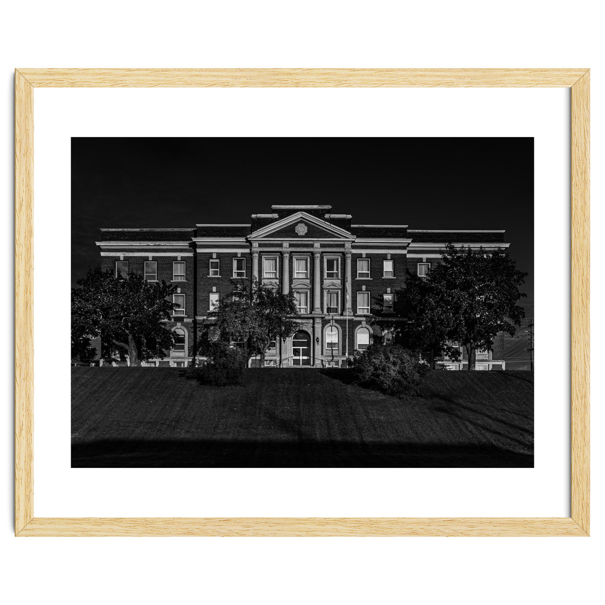 Thunder Bay District Court House No 1