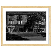 Nos 736 - 742 Queen St E 1