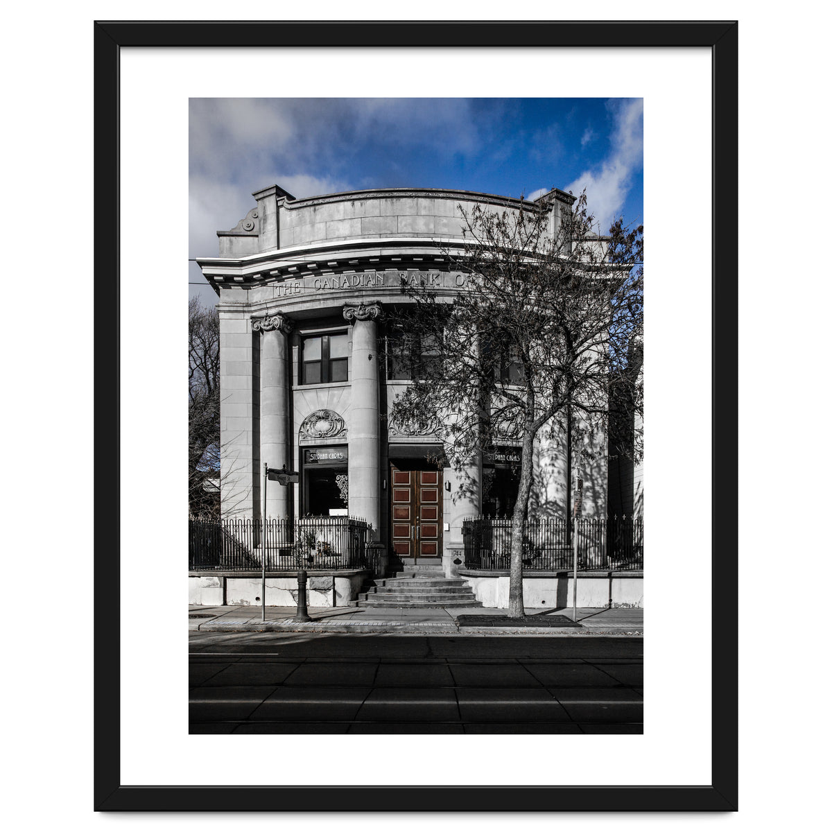 No 744 Queen St E 5 Color Version