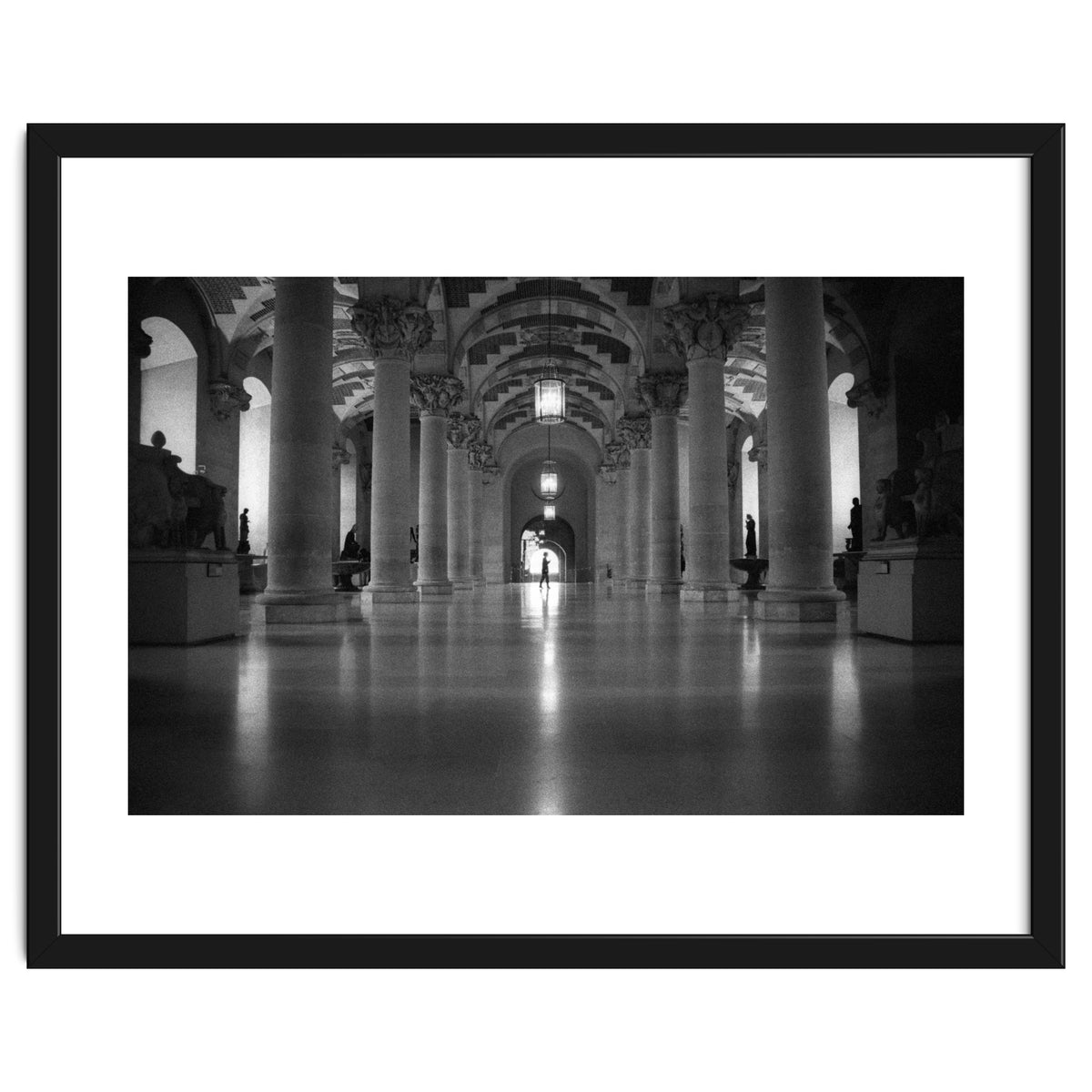 Lost inside the Louvre