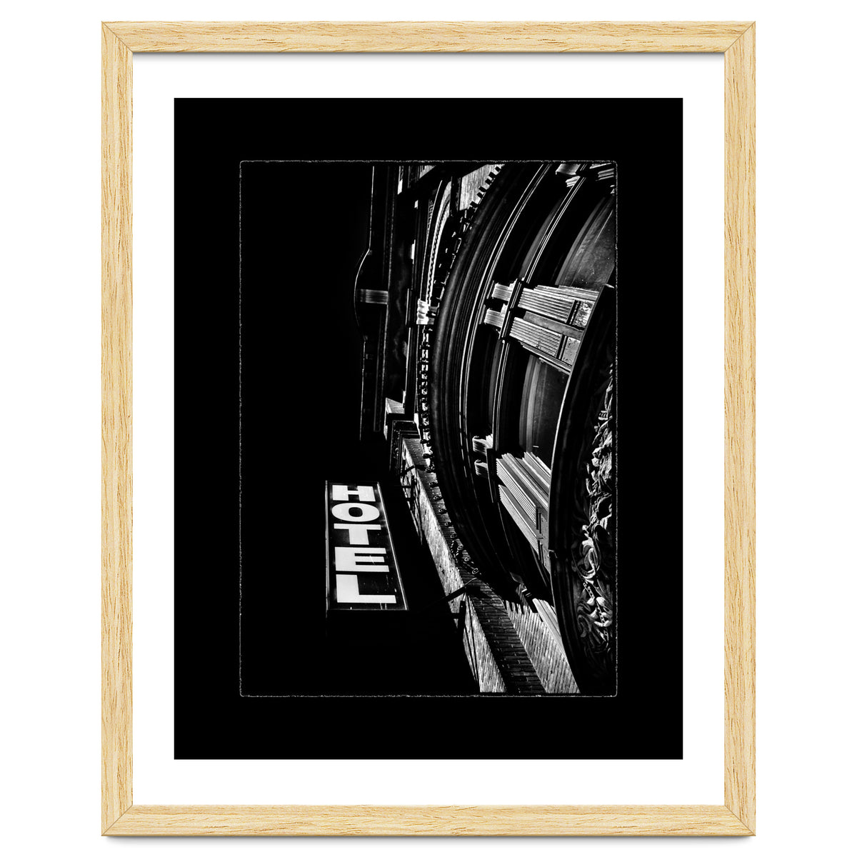 Gladstone Hotel No 2 with Border