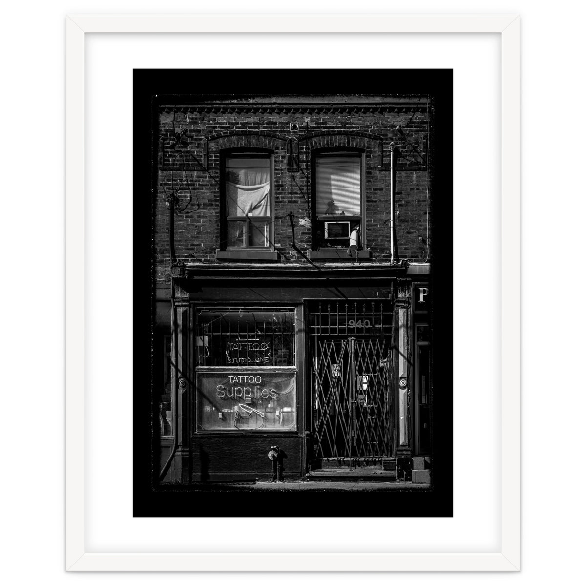 No 940 Queen St E 3 with Border