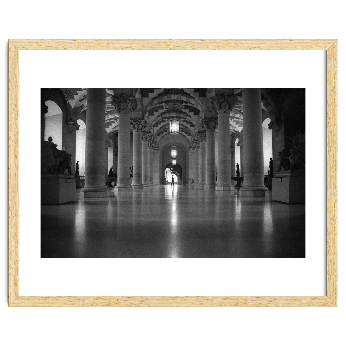 Lost inside the Louvre