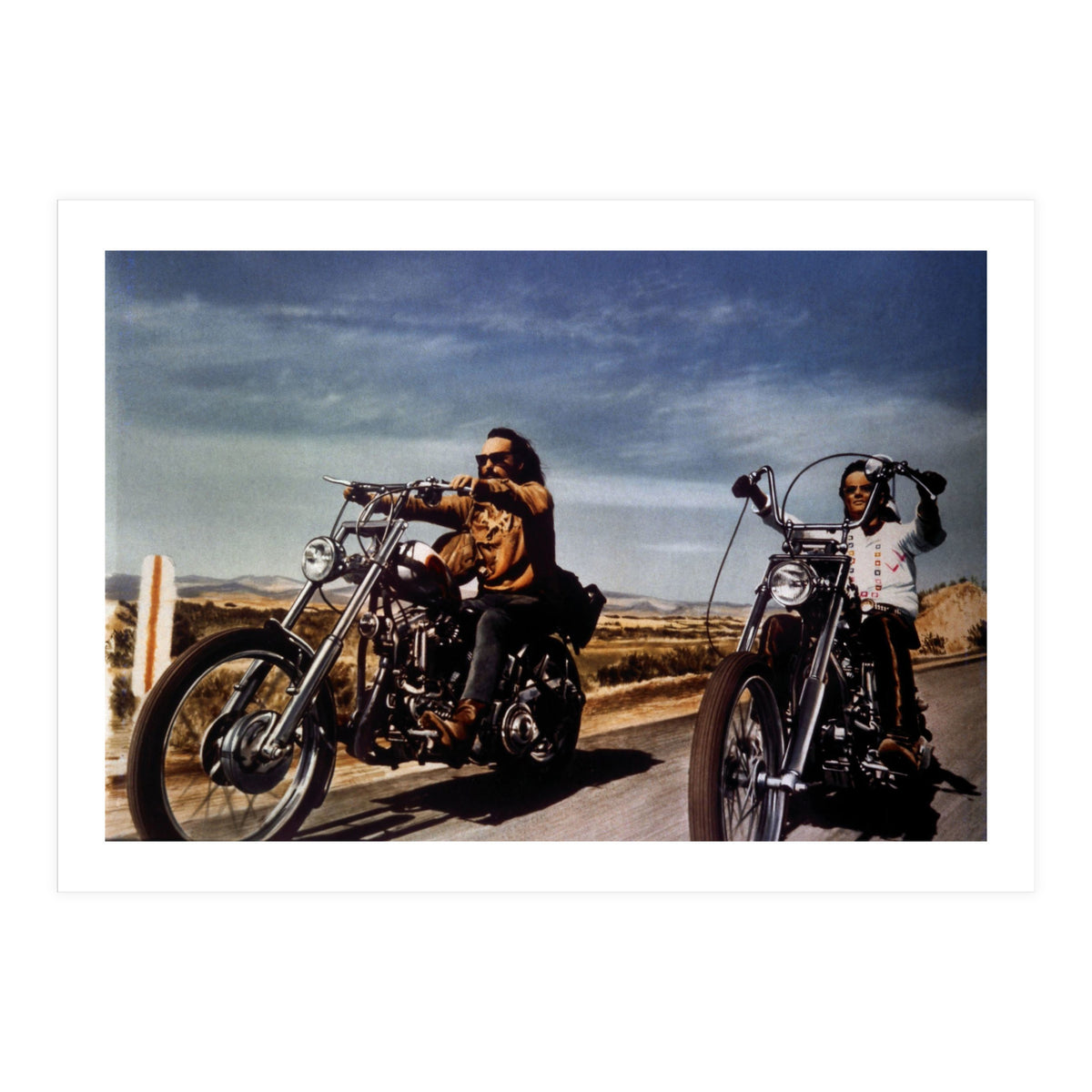 DENNIS HOPPER and PETER FONDA in EASY RIDER (1969), directed by DENNIS HOPPER. (Print Only)