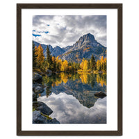 Golden Autumn Reflection: Majestic Mountain Wilderness Landscape