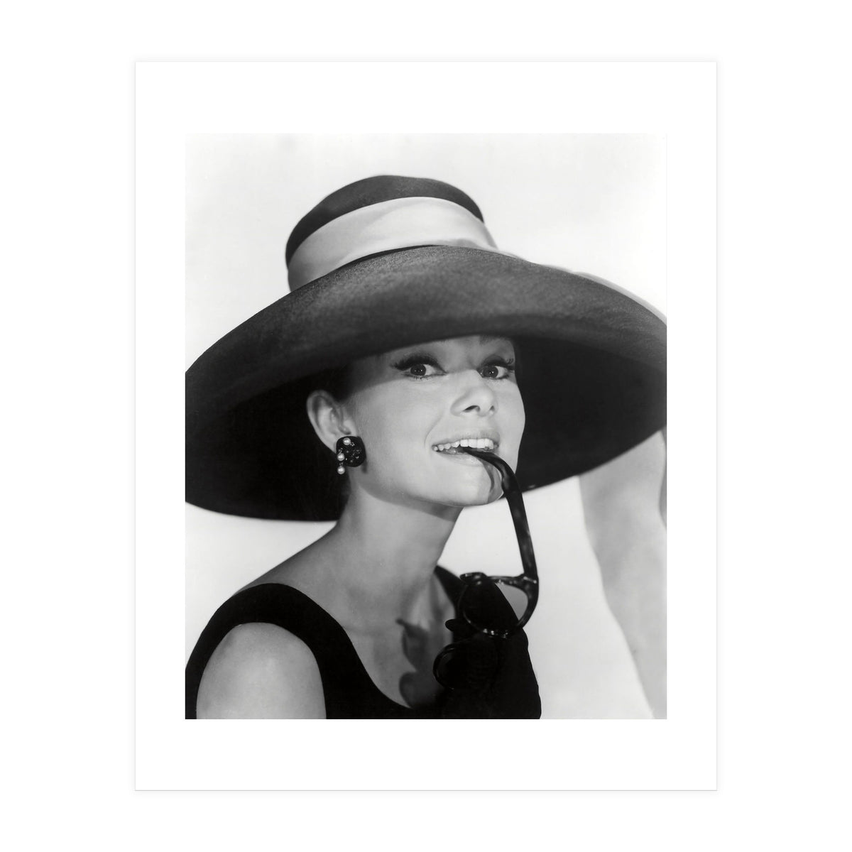 AUDREY HEPBURN in BREAKFAST AT TIFFANY'S (1961), directed by BLAKE EDWARDS. (Print Only)
