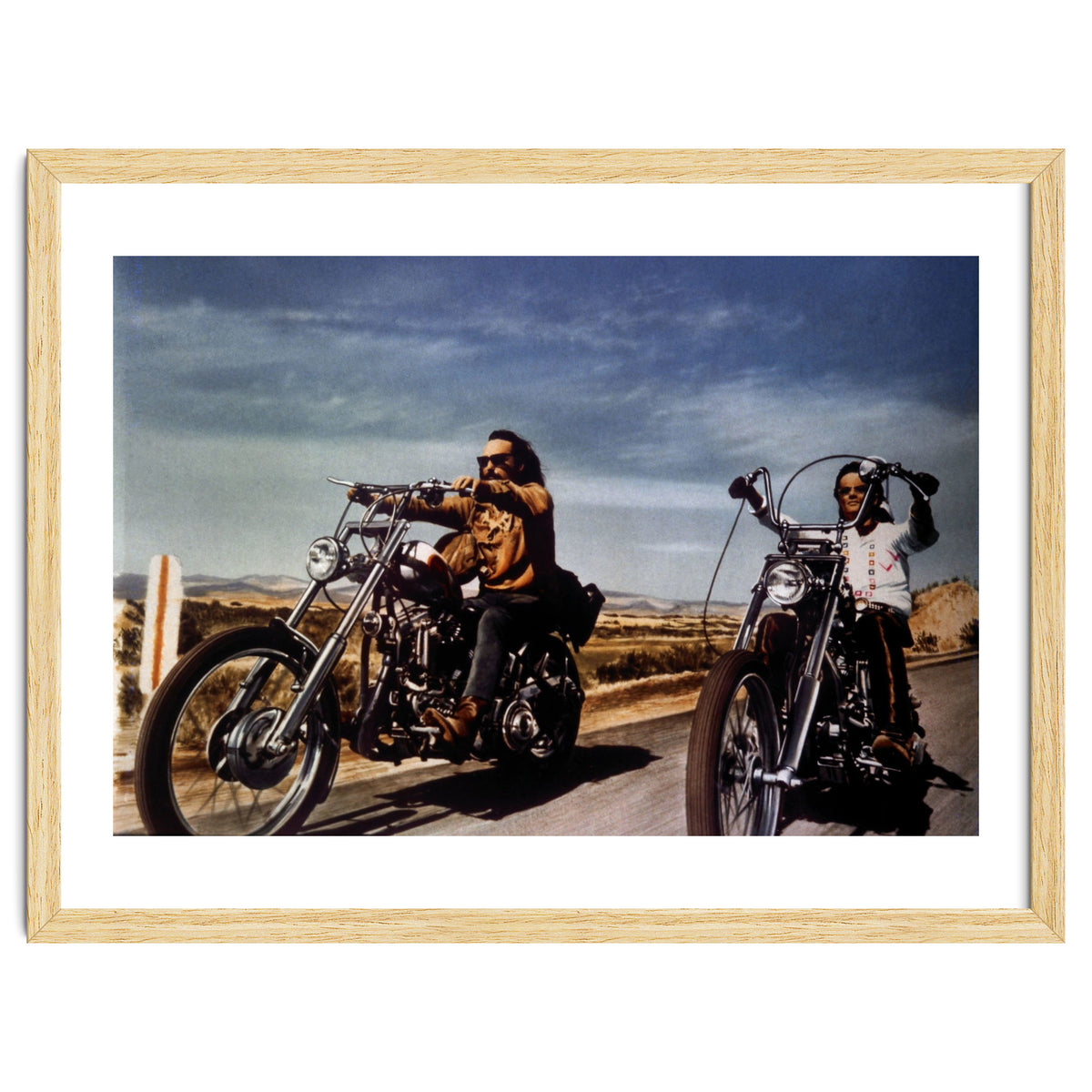 DENNIS HOPPER and PETER FONDA in EASY RIDER (1969), directed by DENNIS HOPPER.