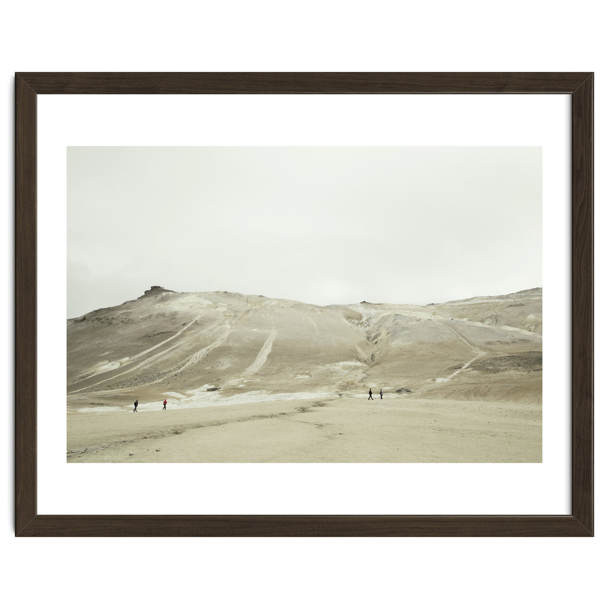 Tourists at volcano - Iceland