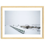 No people on a bench in the snowy winter thumbnail