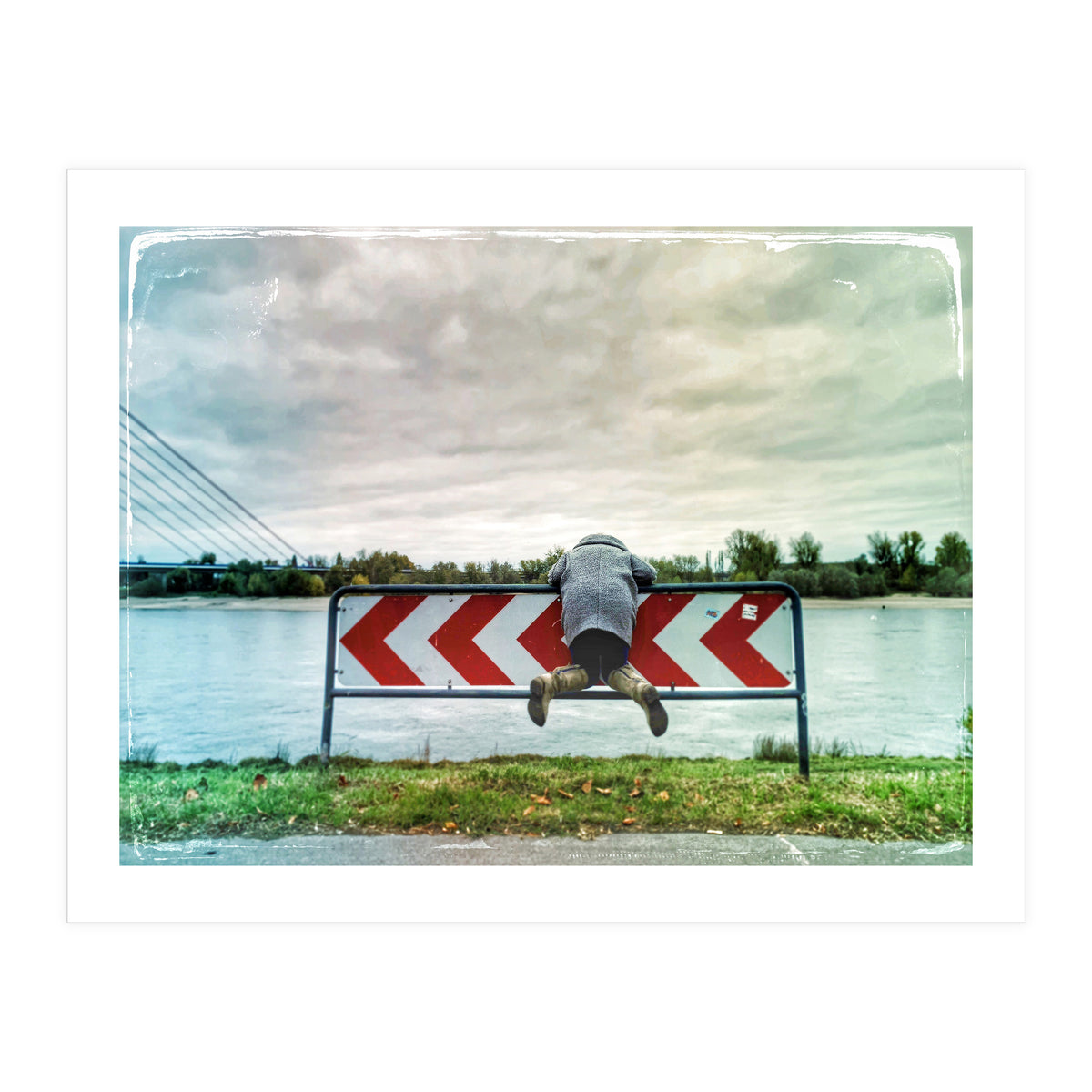 Hanging up (Print Only)