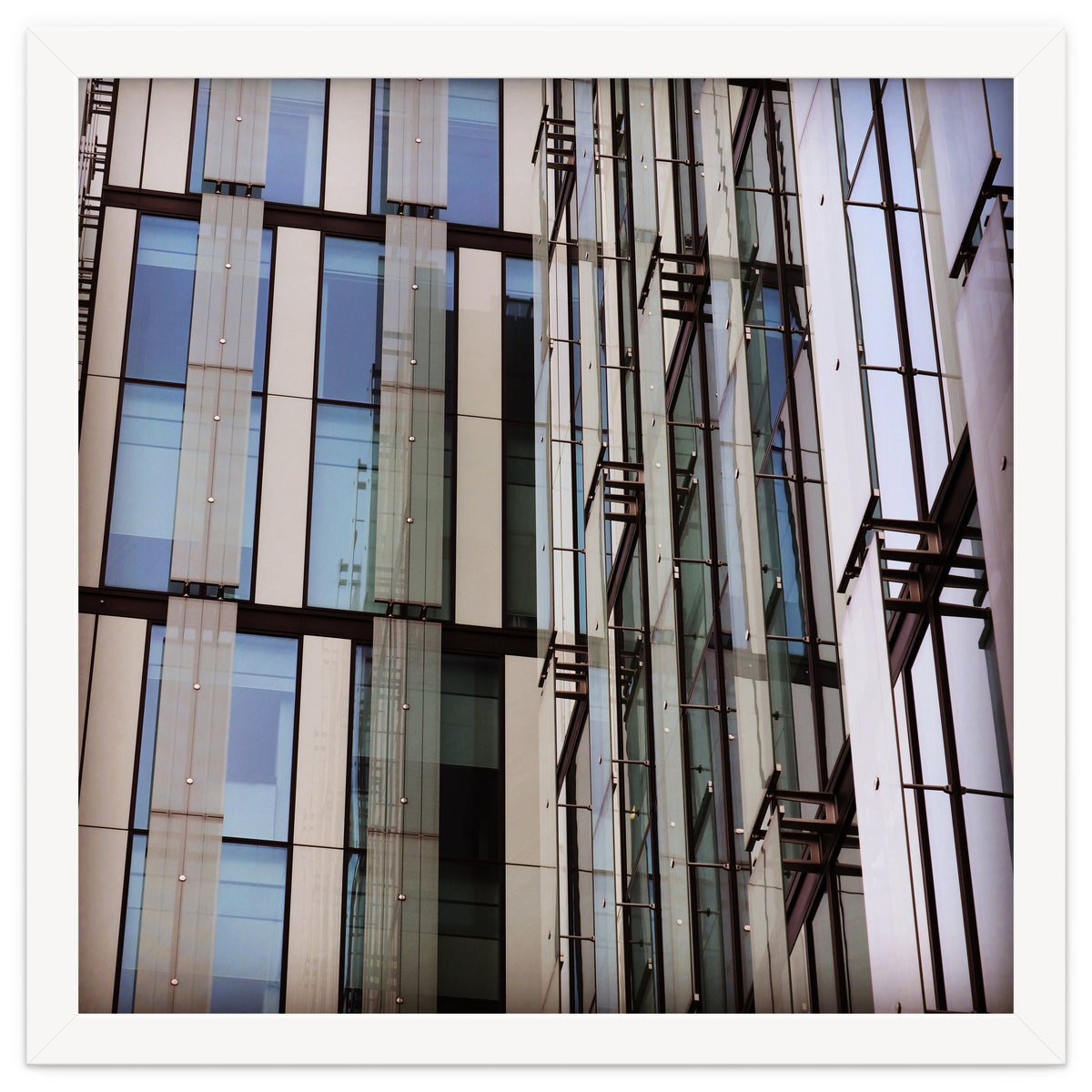 6 C28 F47 D 98 Ee 47 E4 8 B18 Ece357 E88758