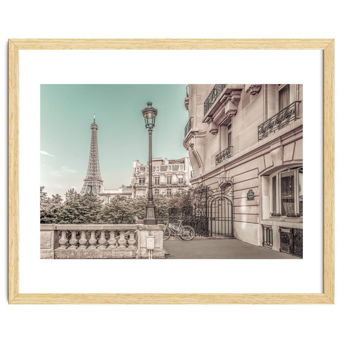 Parisian Charm | urban vintage style