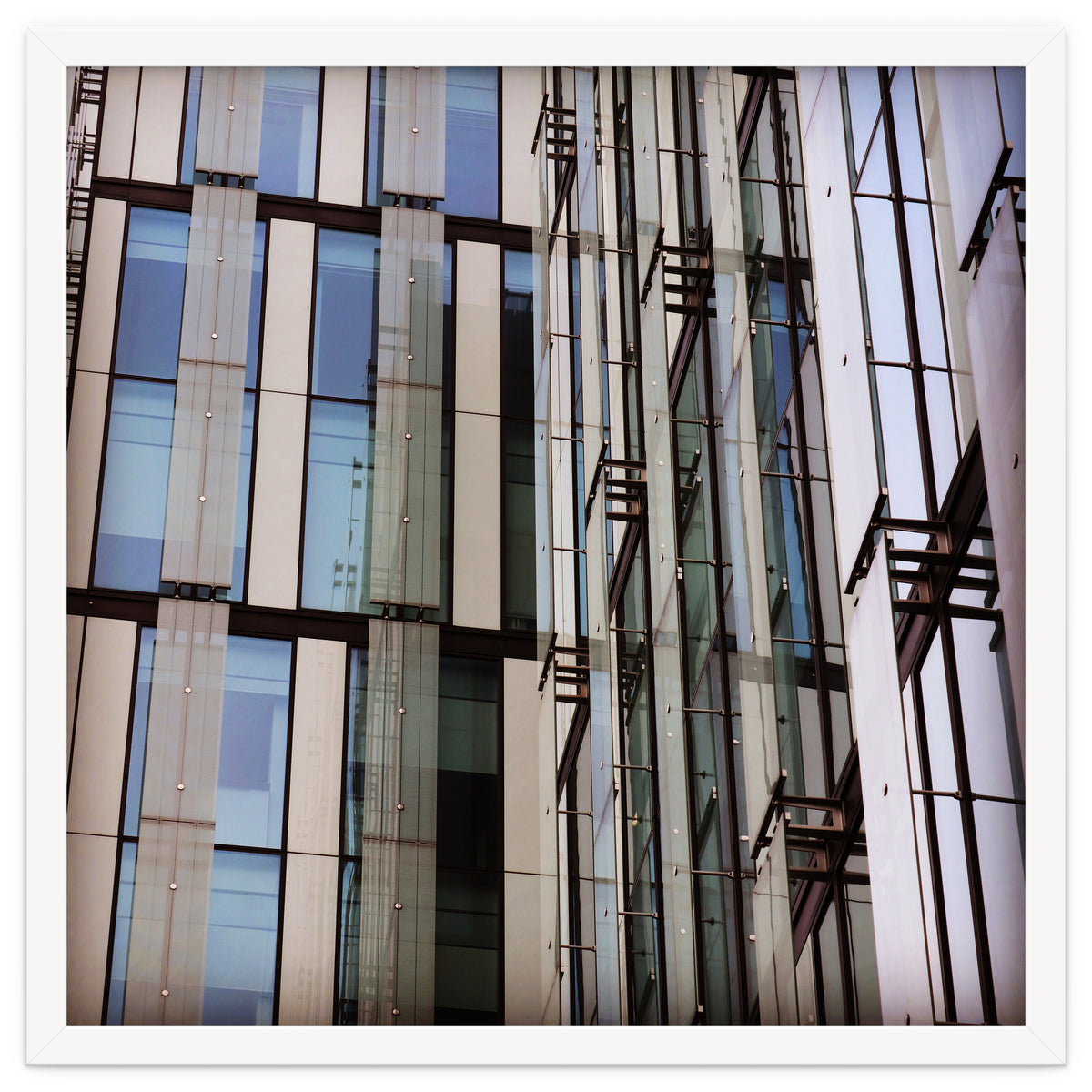 6 C28 F47 D 98 Ee 47 E4 8 B18 Ece357 E88758