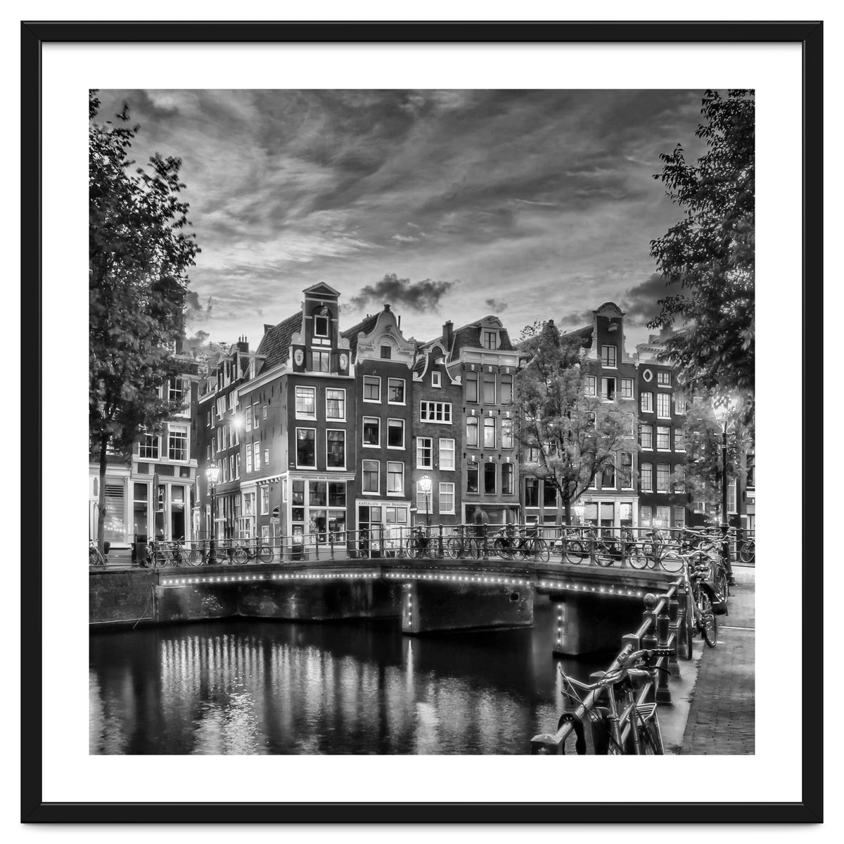 AMSTERDAM Idyllic impression from Singel | Monochrome