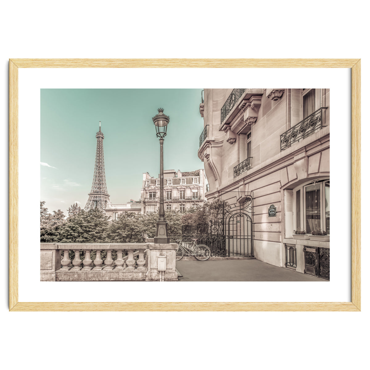 Parisian Charm | urban vintage style